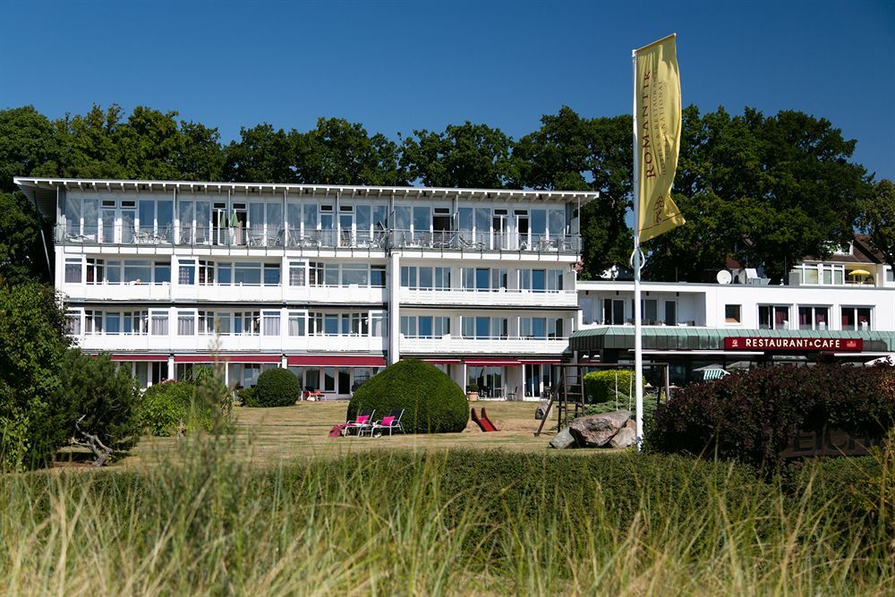 Romantik Seehotel Eichenhain Pelzerhaken Exterior photo